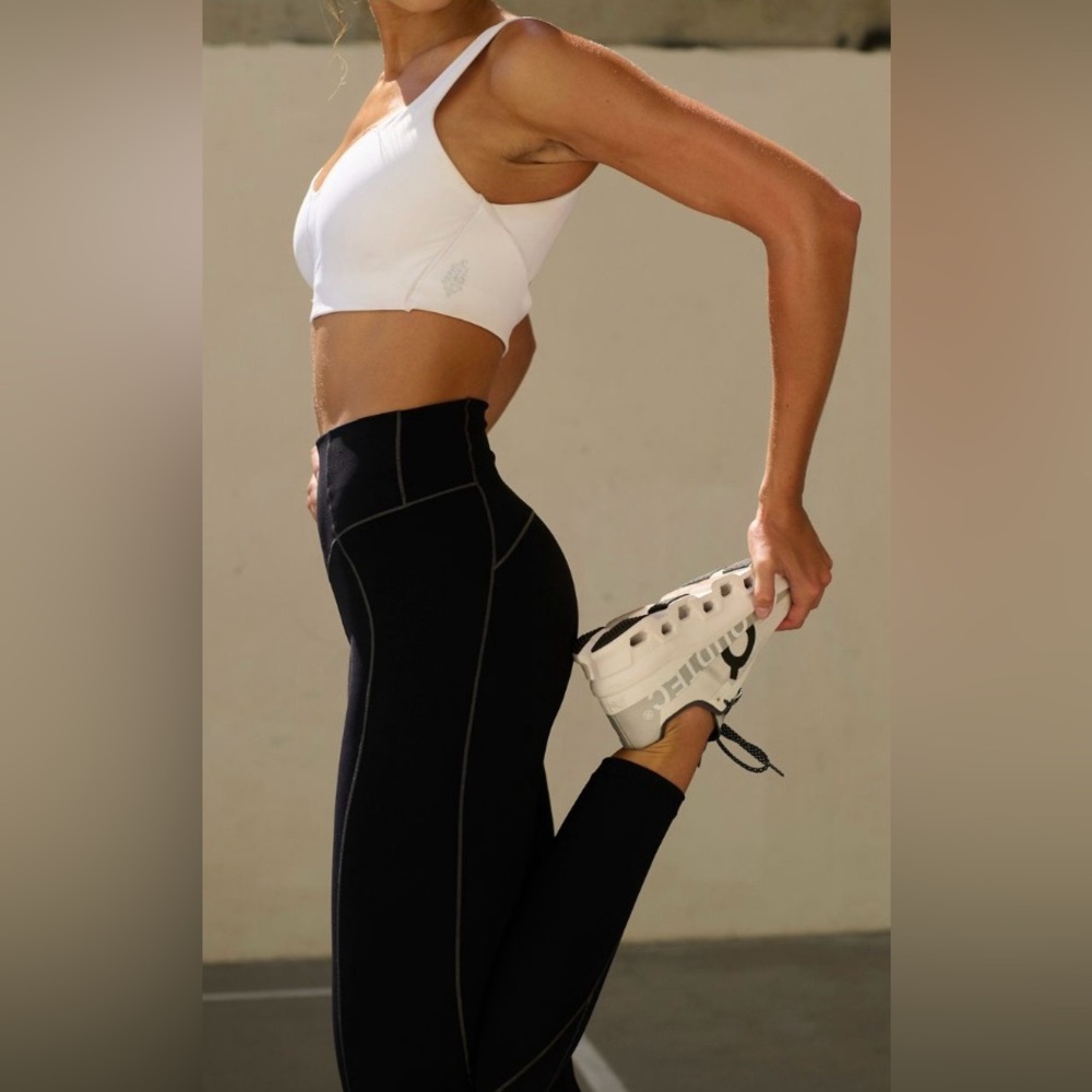 Free People Movement ~ Level Up Leggings ~ Black * NWT - Picture 14 of 14